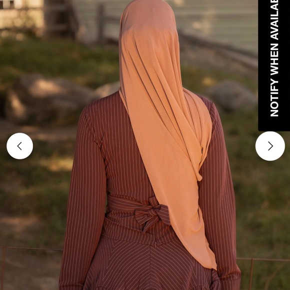 Batul the Collection Diala Top/Skirt X Small Maroon Striped 2 Piece - Picture 4 of 10